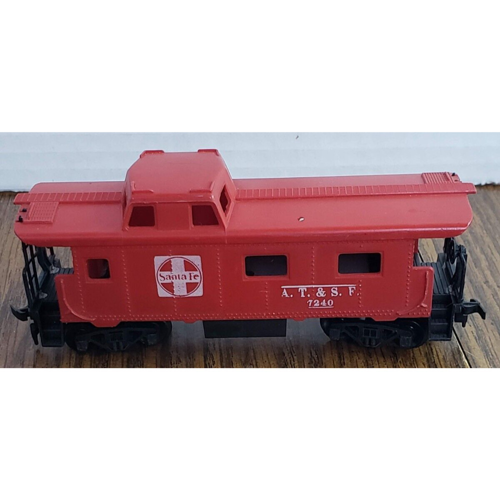 Vintage Tyco Santa Fe #7240 HO Scale AT&SF Railway Caboose